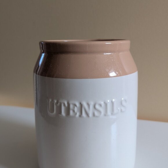 3/$20 NEUTRAL CERAMIC UTENSILS KITCHEN JAR HOLDER - Picture 3 of 4